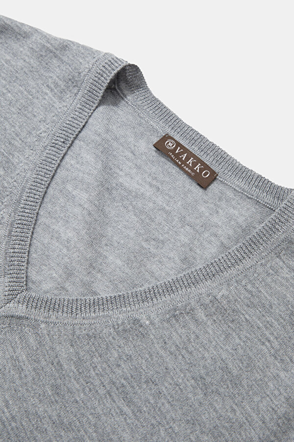 GRAY MELANGE V NECK TRICOT 6