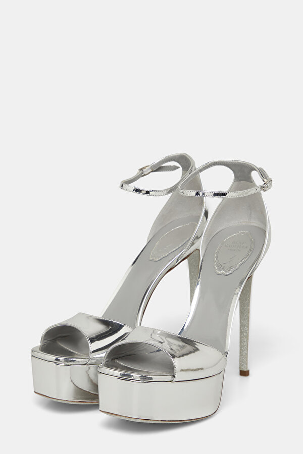 SILVER SHOES 2