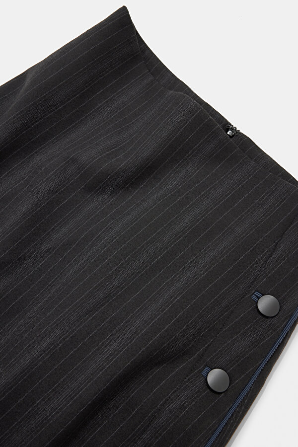 BLACK STRIPED PATTERNED WOOL BELOW THE KNEE SKIRT 7