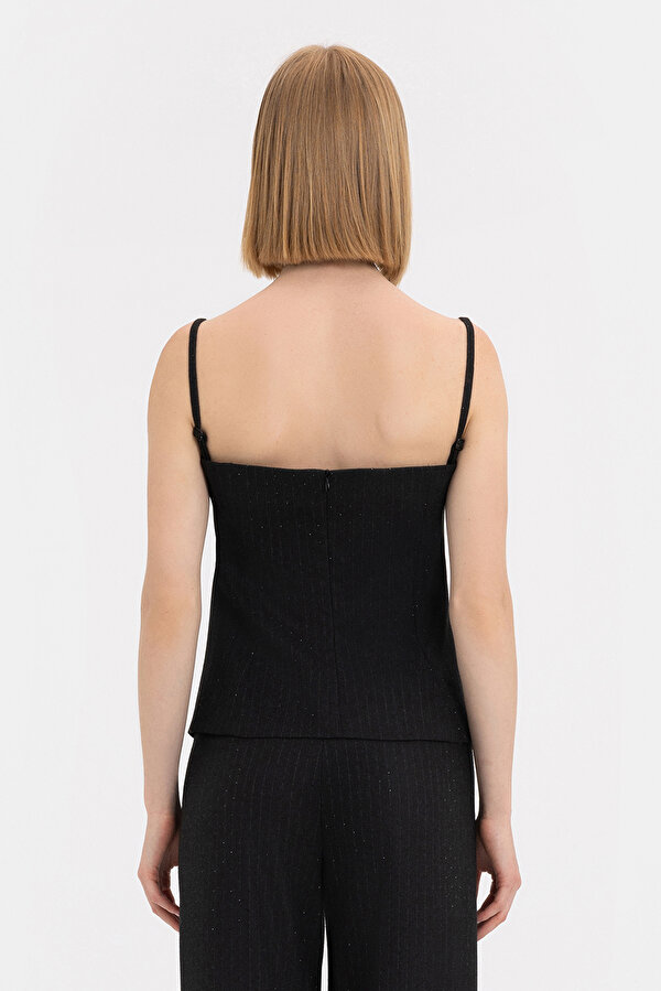 BLACK STRAPLESS SLEEVELESS SUSPENDER BLOUSE 2