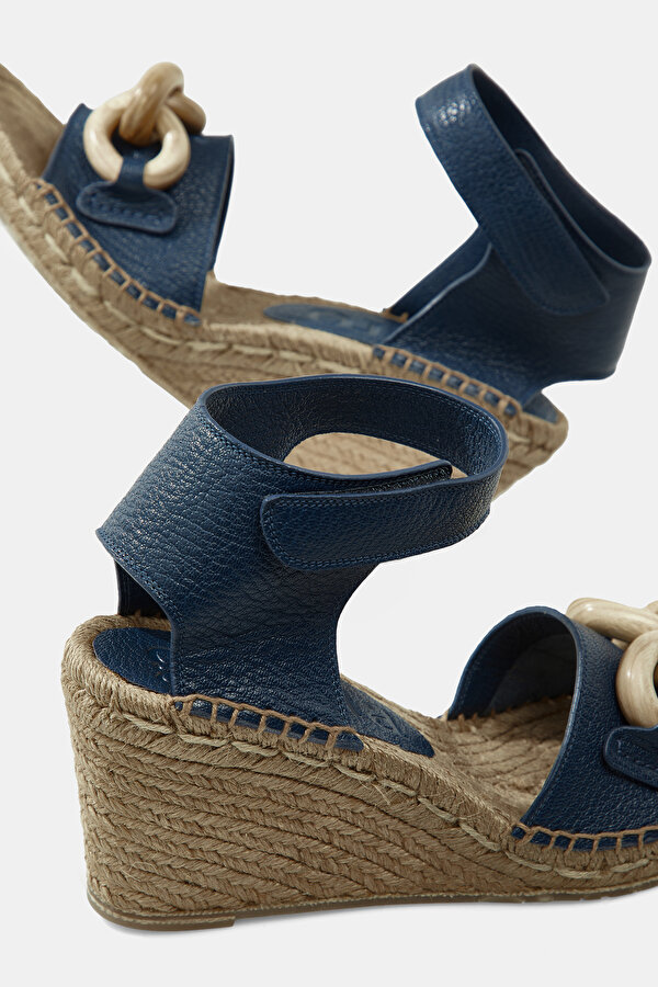 NAVY BLUE LEATHER SHOES 6