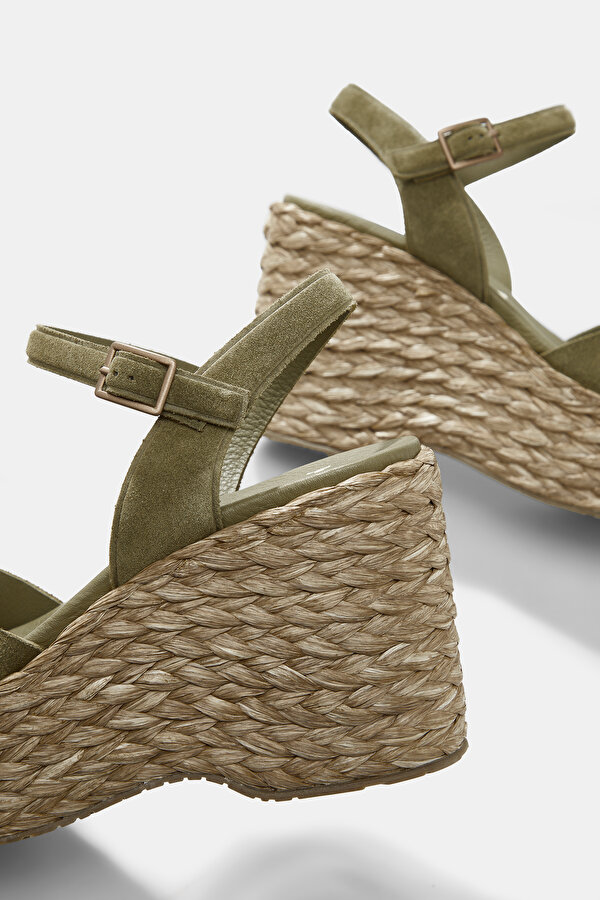 KHAKI LEATHER SHOES 6