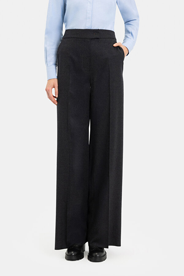 ANTHRACITE TROUSERS 2