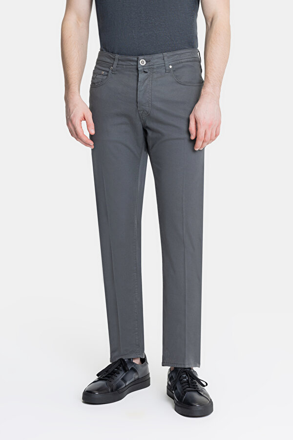 GREY TROUSERS 2