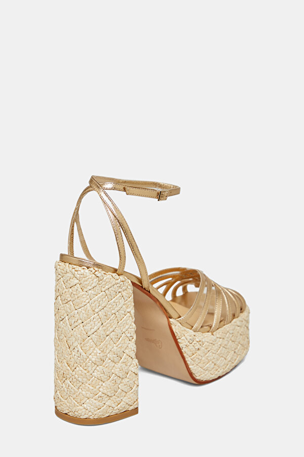 DORE SHOE 2