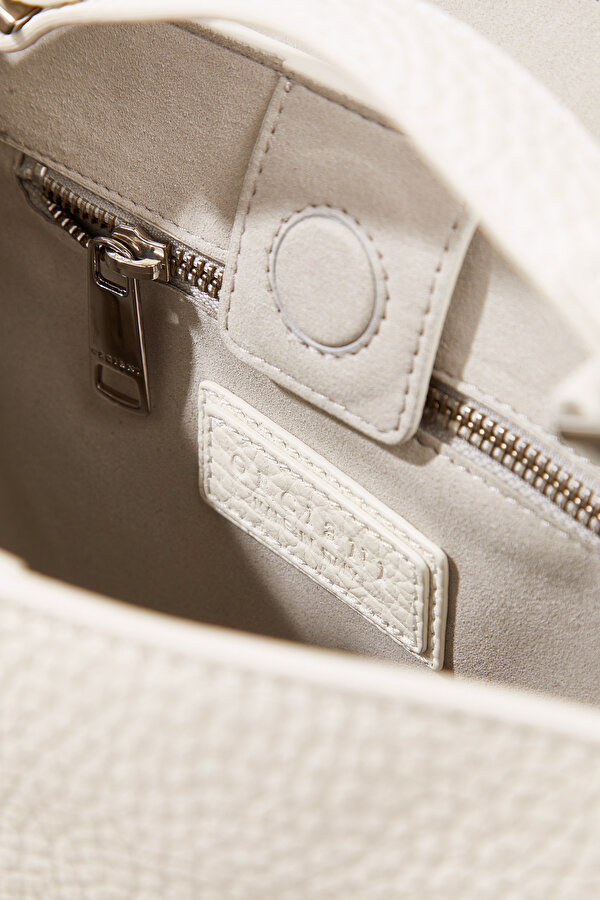 WHITE LEATHER BAG 7