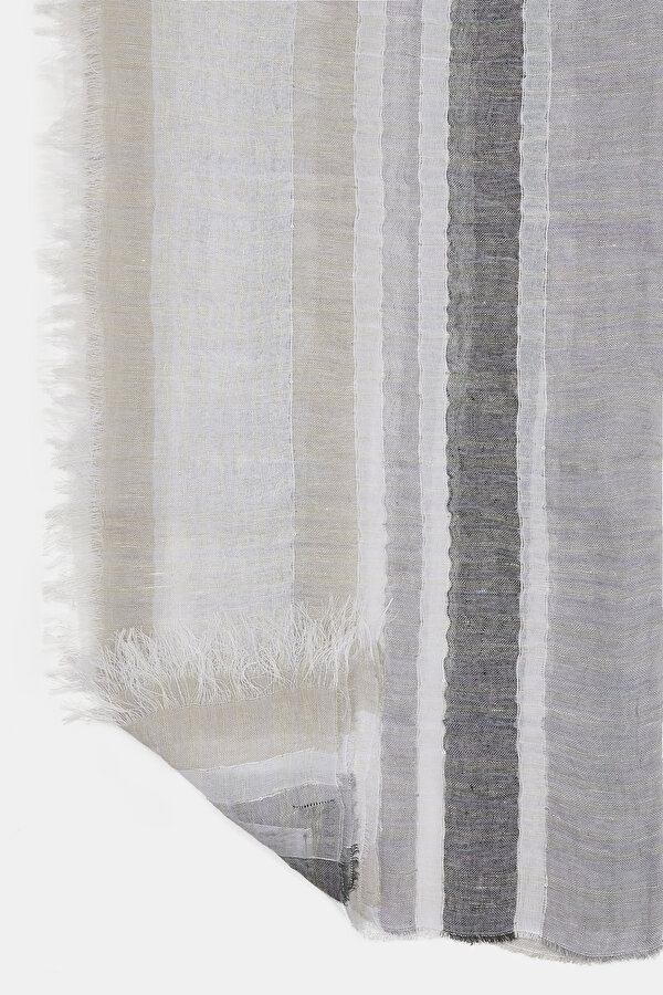 BEIGE SHAWL 2