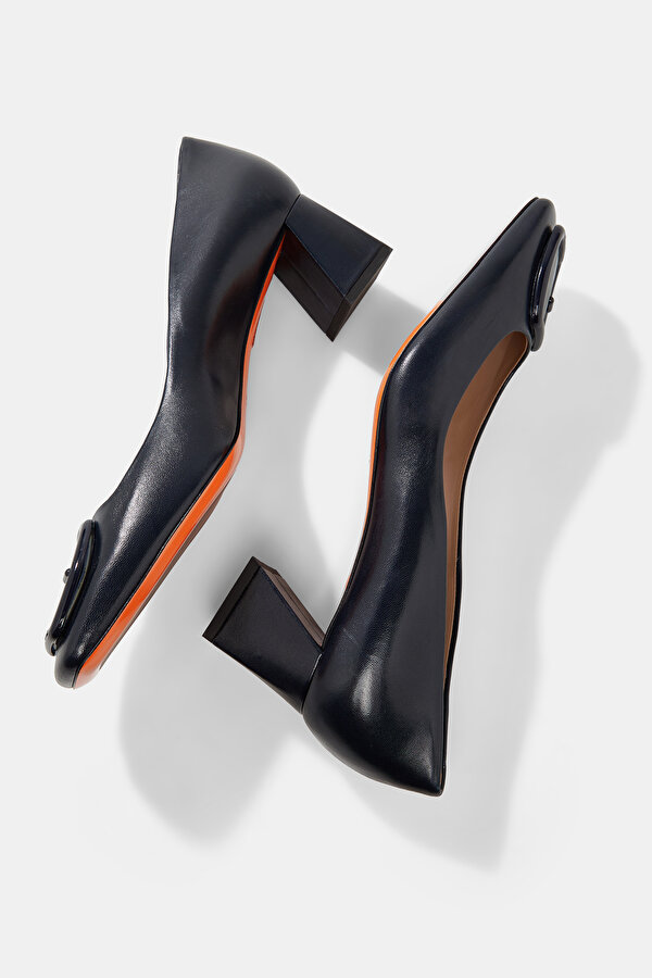 NAVY BLUE LEATHER SHOES 6