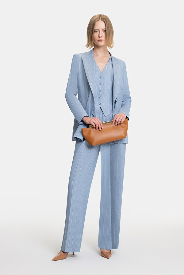 ECRU SURPLICE NECKLINE (CROSS-OVER NECKLINE) JACKET