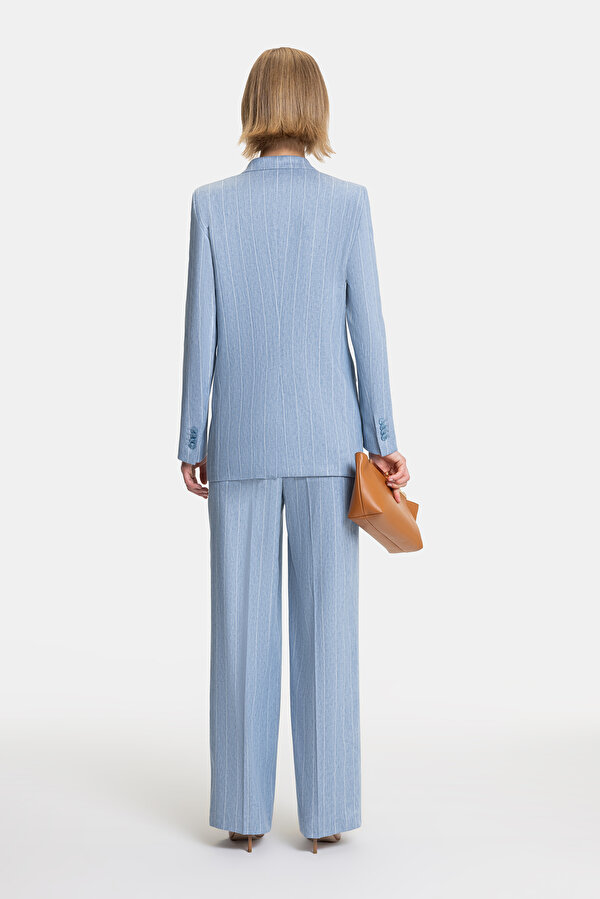 ECRU SURPLICE NECKLINE (CROSS-OVER NECKLINE) JACKET 2