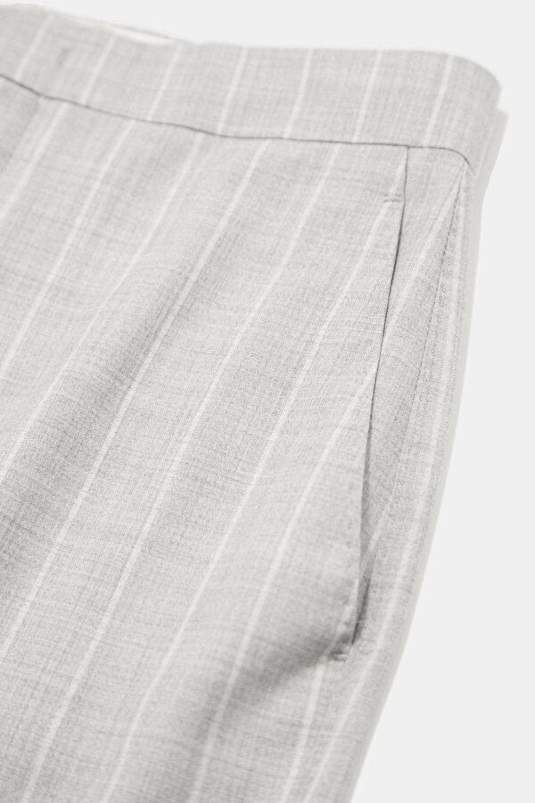 GRİ ÇİZGİLİ BOL PAÇA PANTOLON 7