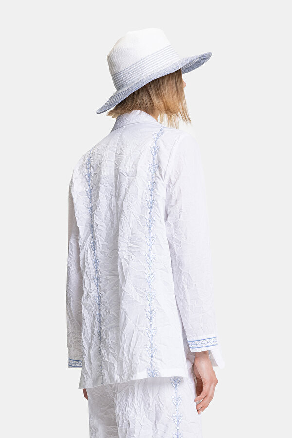 WHITE JACKET 6