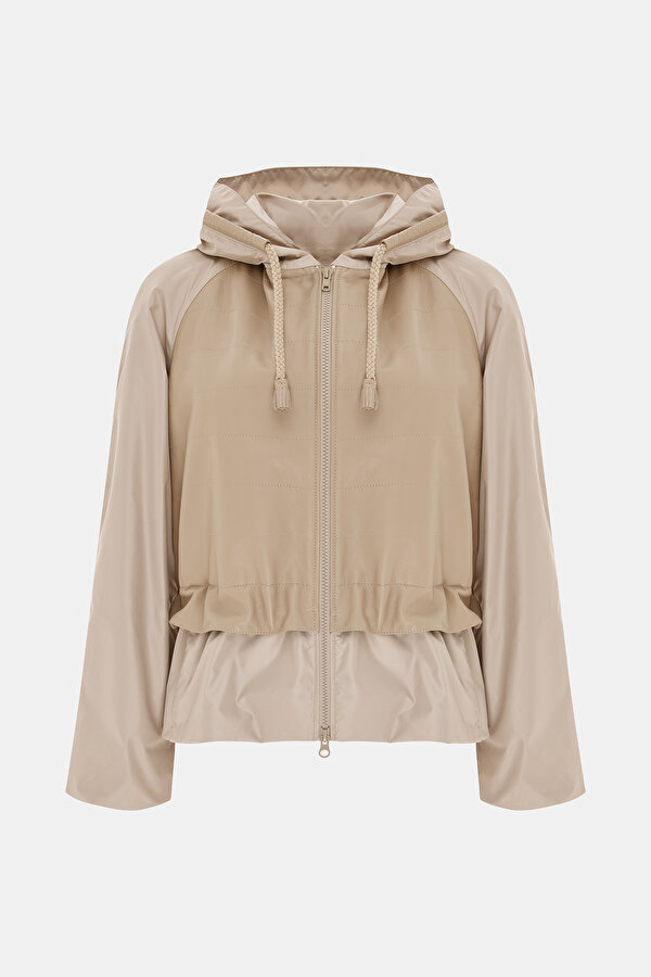BEIGE COAT 7