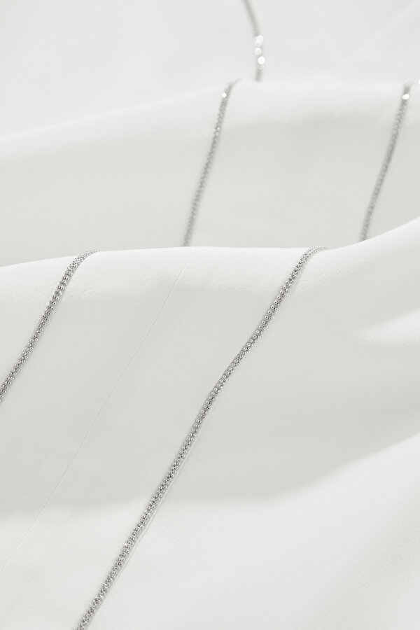 ECRU V NECK SLEEVELESS BLOUSE 7
