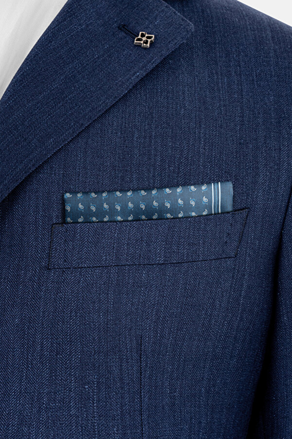 SILK HANDKERCHIEF 2