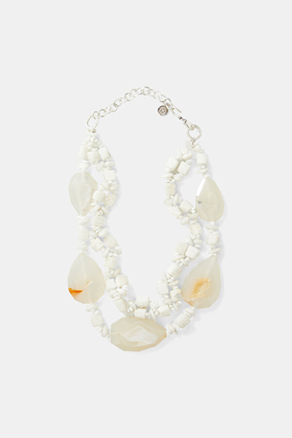 WHITE STONE NECKLACE