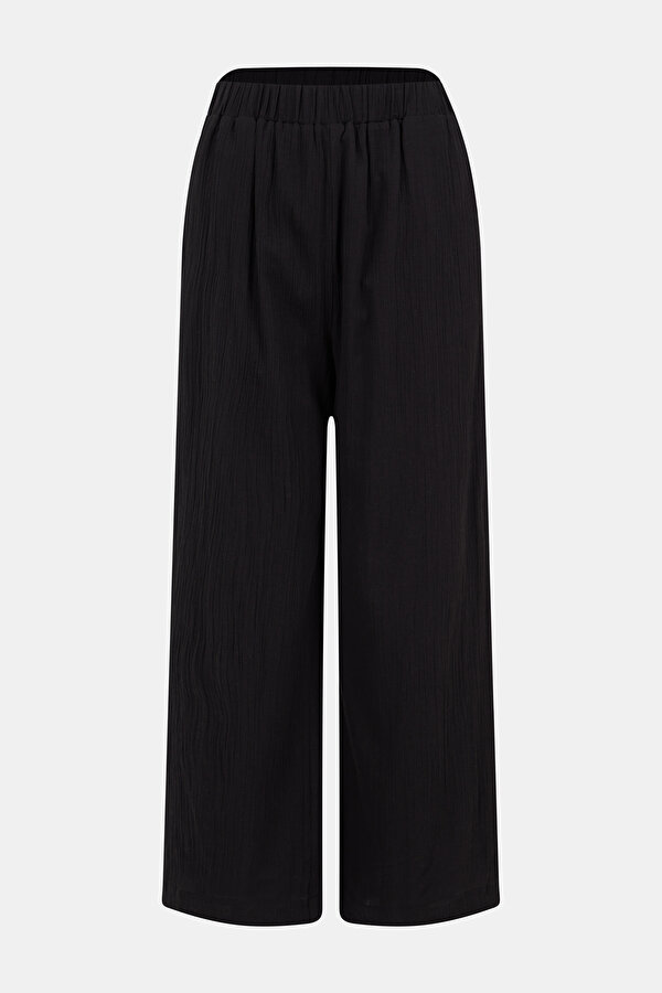 BLACK TROUSERS