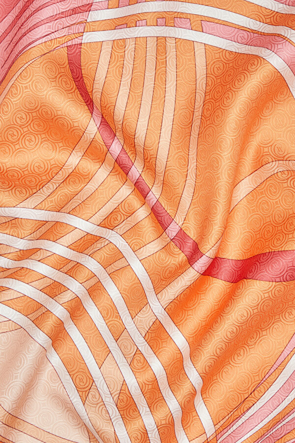 PEMBE GEOMETRİK DESENLİ FASONE EŞARP 2
