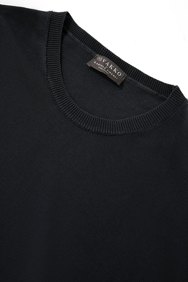 BLACK BASIC / ROUND NECKLINE SHORT SLEEVE TSHIRT 6