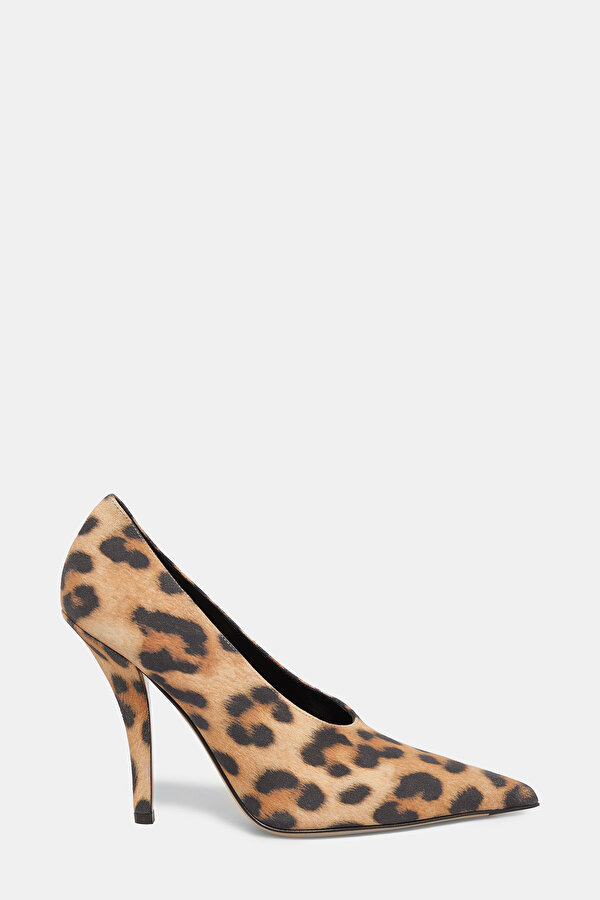 BLACK SUEDE SHOE