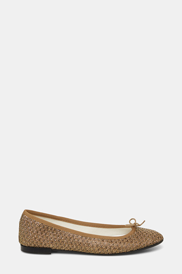 BEIGE FLAT SHOES