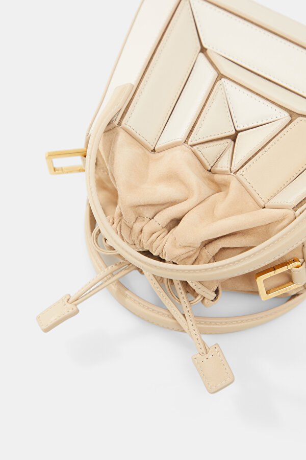 CREAM LEATHER BAG 6