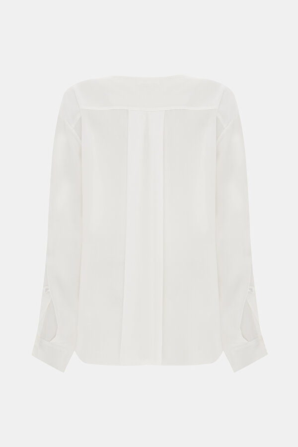 WHİTE BLOUSE 2