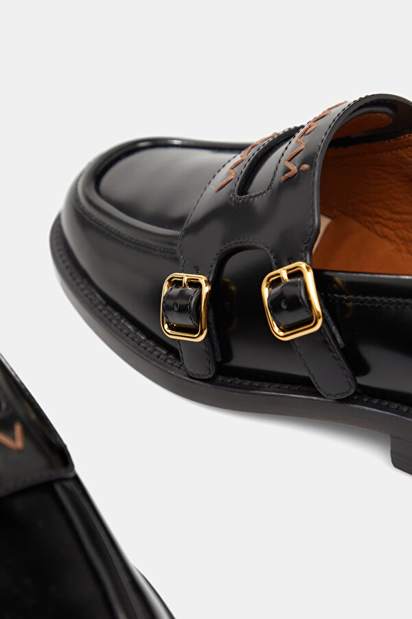 BLACK LEATHER SHOE 6