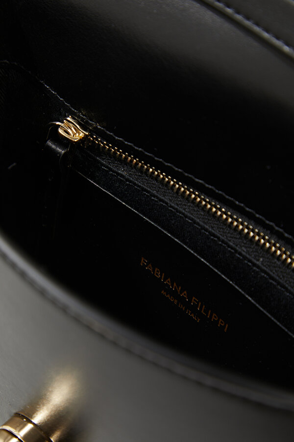 BLACK LEATHER BAG 7