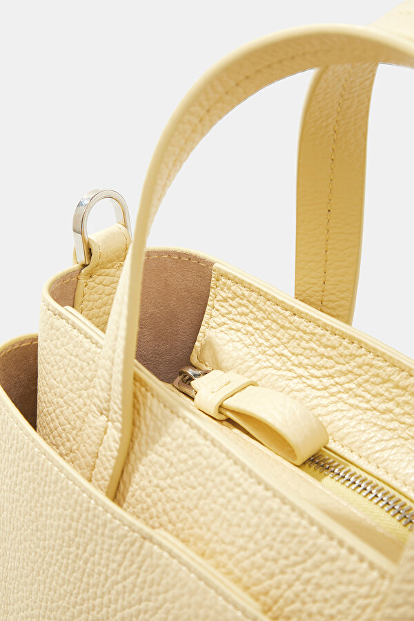 YELLOW LEATHER BAG 7
