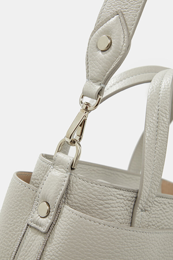 LIGHT GREY LEATHER BAG 6