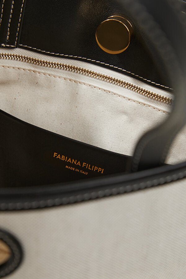 BLACK LEATHER BAG 7