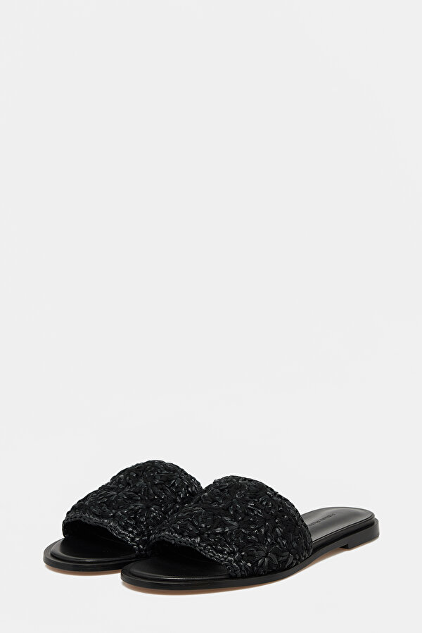 BLACK LEATHER SLIPPER 2