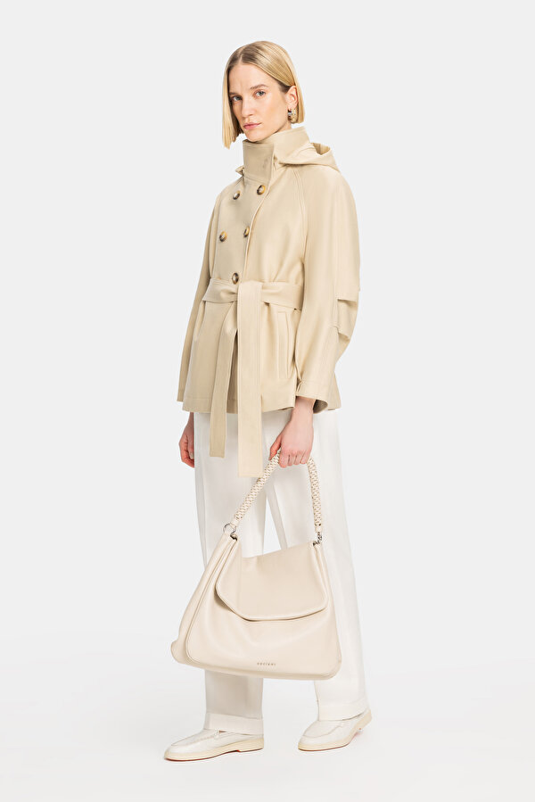 BEIGE COAT