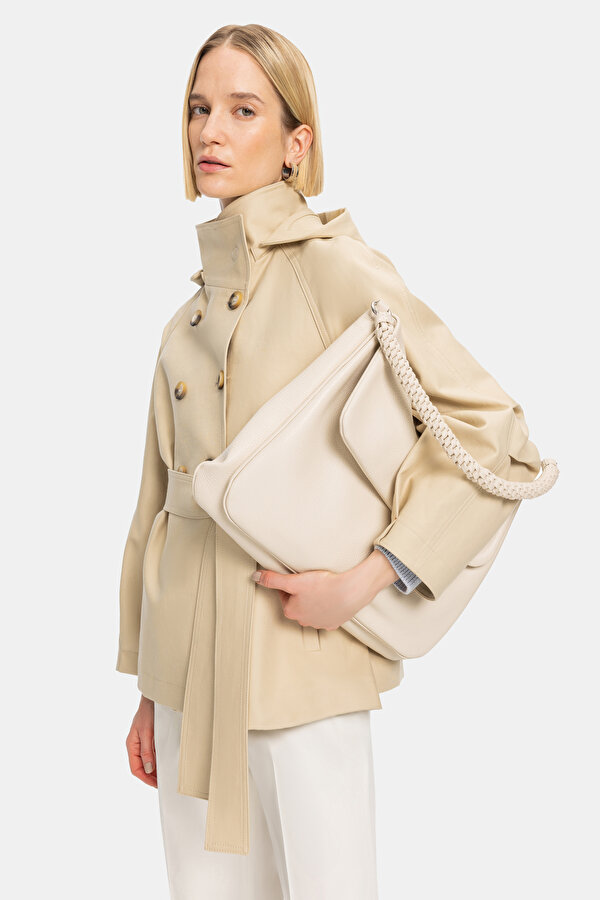 BEIGE COAT 6