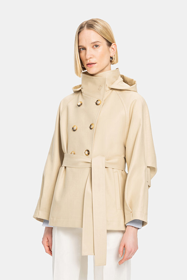 BEIGE COAT 7
