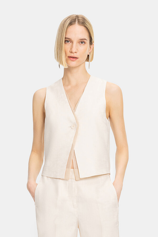 CREAM V NECK VEST