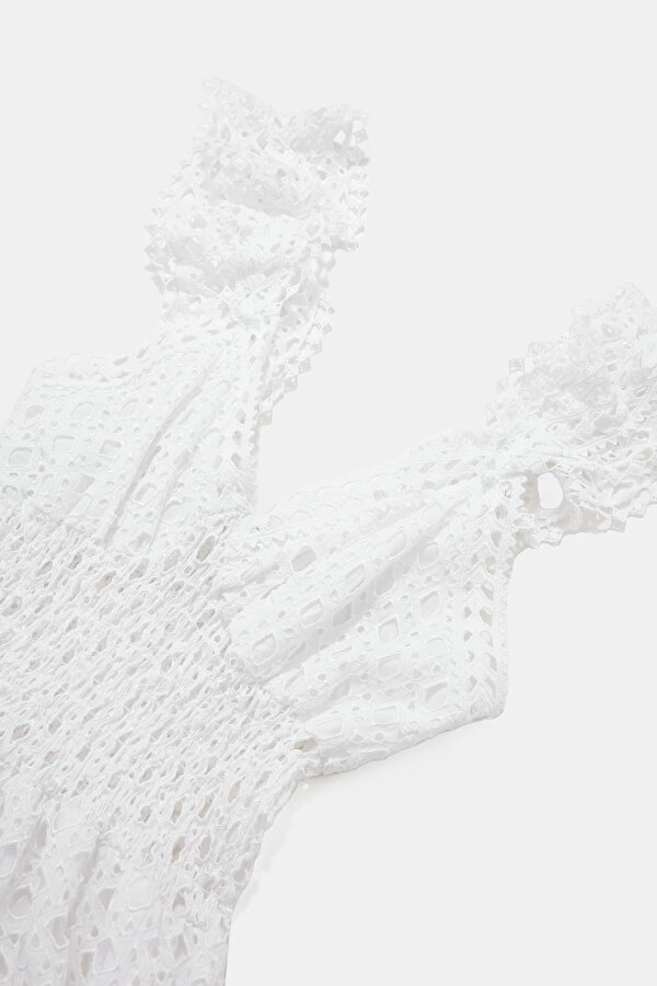 WHITE SLEEVELESS SUSPENDER DRESS 6