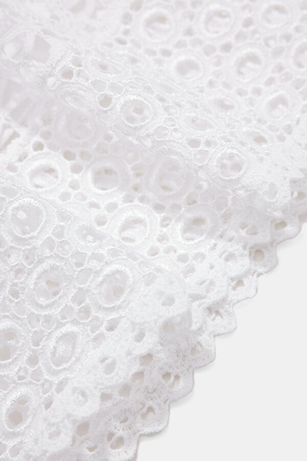 WHITE LACY MINI SKIRT 7
