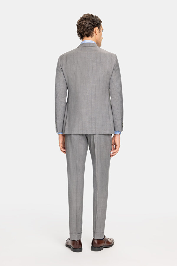 GREY WOOL SUIT 2