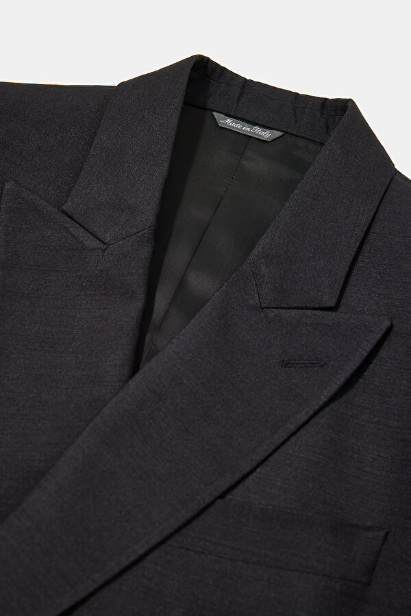 BLACK TUXEDO 7