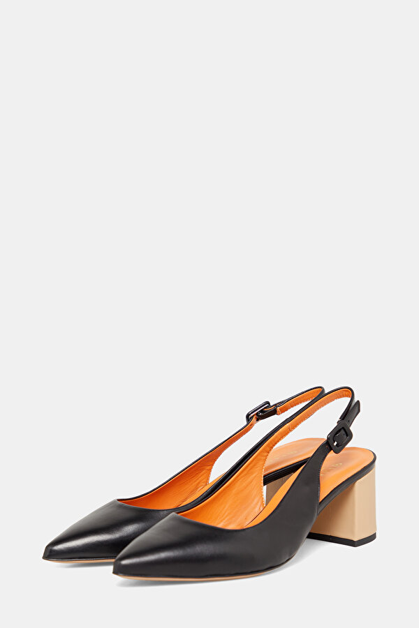 BEIGE LEATHER SHOE 2