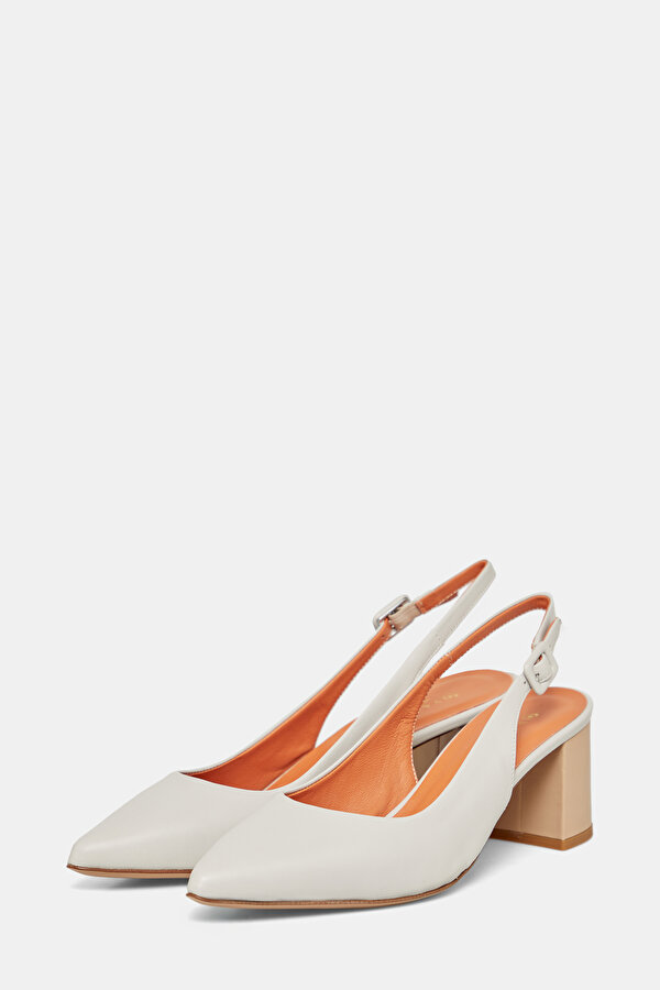 BEIGE LEATHER SHOE 2