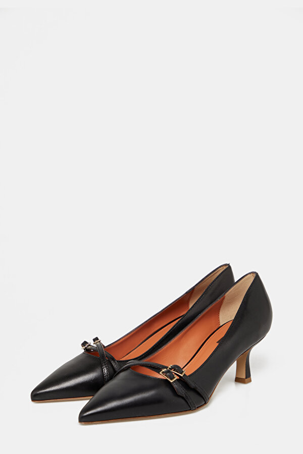 BLACK LEATHER SHOE 2