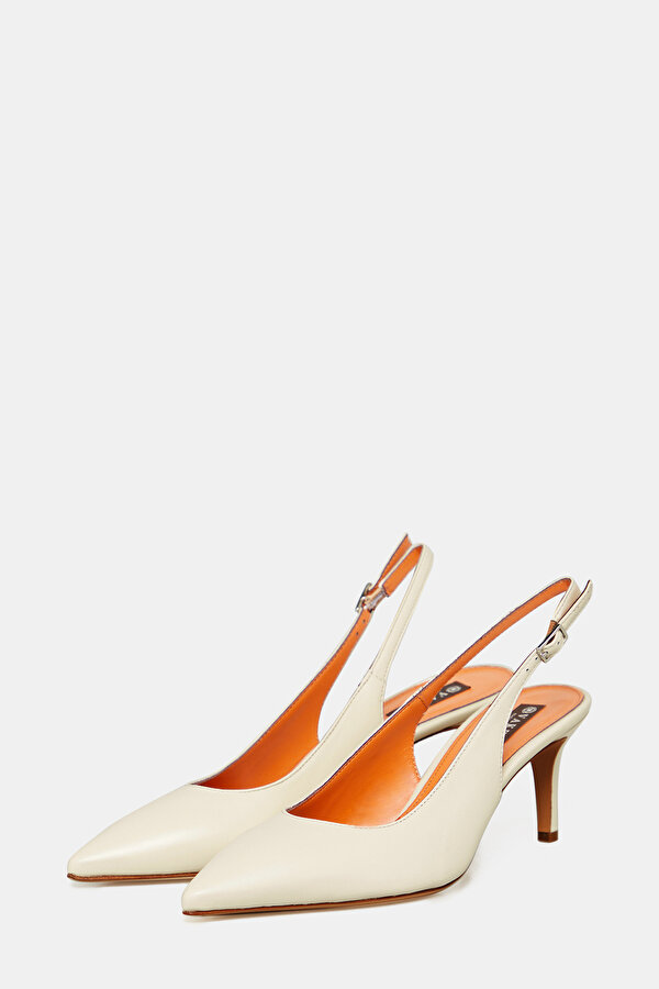 ECRU LEATHER SHOE 2