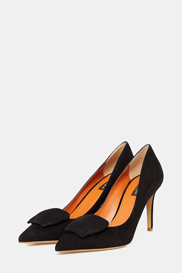 BLACK SUEDE SHOE 2