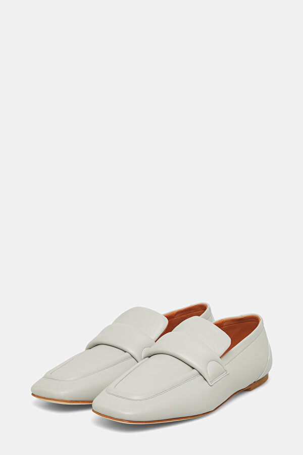 BEIGE LEATHER SHOES 2