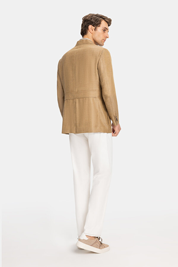 BEIGE JACKET 2