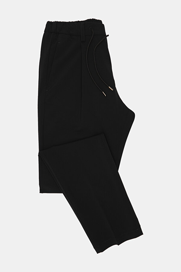 BLACK TROUSERS