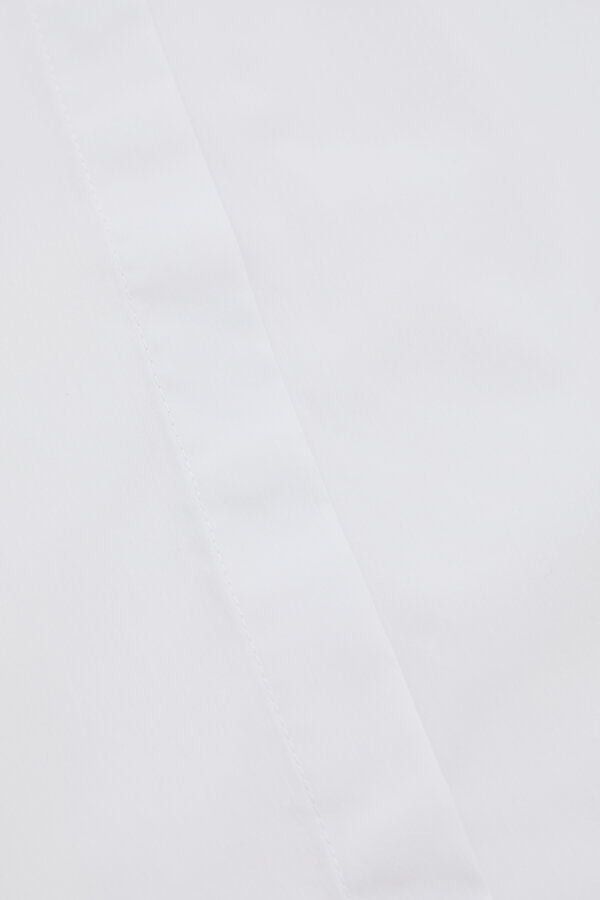 WHITE SLEEVELESS SHIRT 11